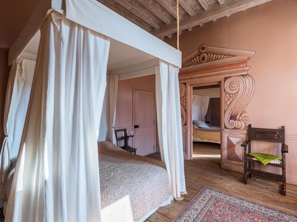 Chateau Des Marcilly Talaru Chalmazel-Jeansagniere Szoba fotó